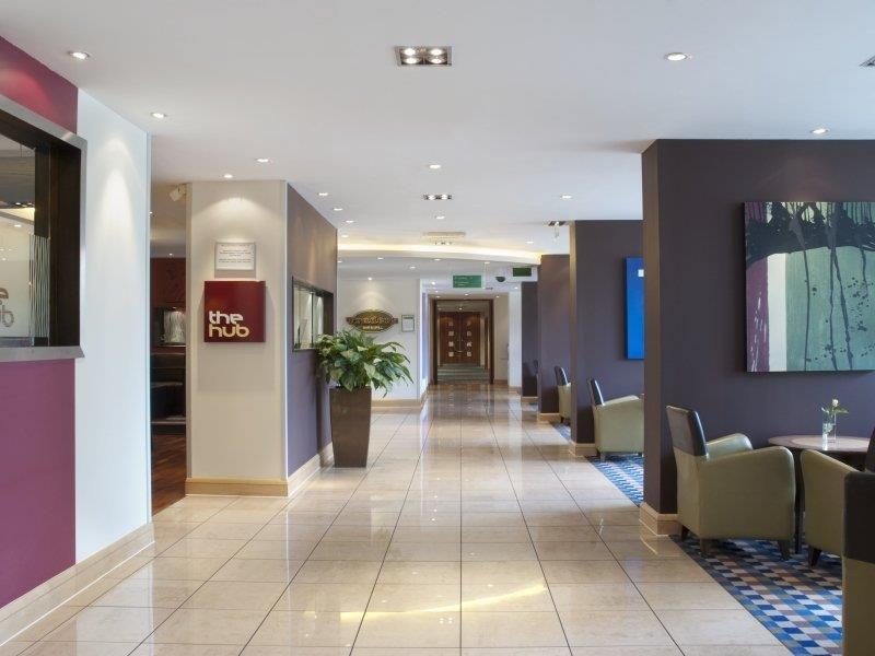 Holiday Inn London - Gatwick Airport, An Ihg Hotel Horley Wnętrze zdjęcie